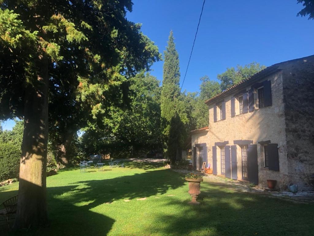 Bed and Breakfast Ferme Le Pavillon Bargemon Exterior foto